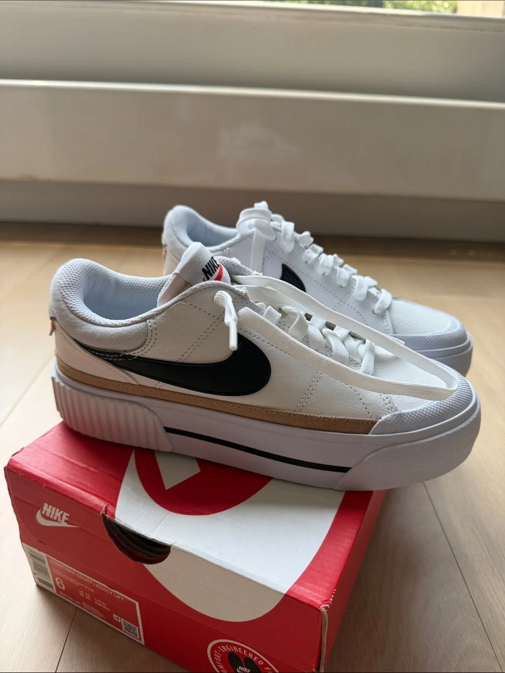 NWT SIZE 6 Nike Court Legacy Next Nature